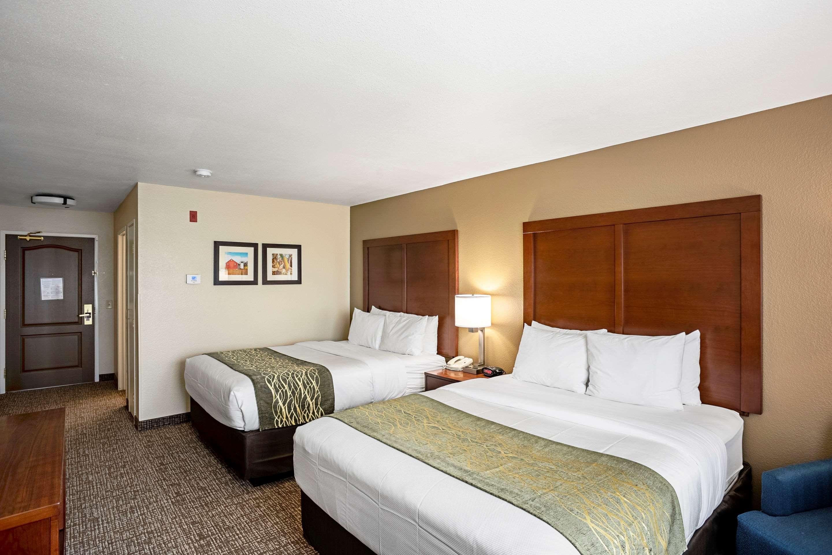 Comfort Inn & Suites Independence Exterior foto